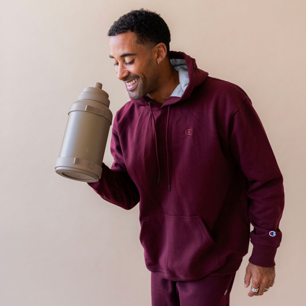 78-oz-titan-bottle-pastel-collection-b5 32_Manna_Website_Lifestyles_Titan_Darker_2.jpg