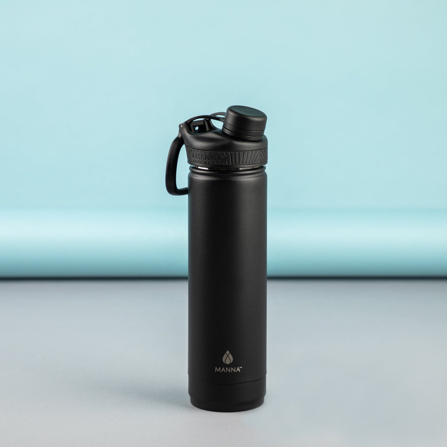 26-oz-saratoga-bottle-l8 MAN_Website_Saratoga_05.jpg